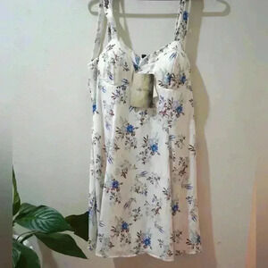 Mini floral summer dress